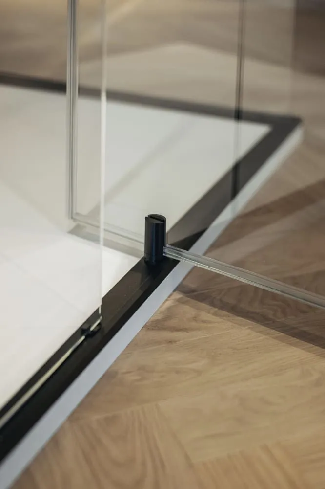 Glass Door Repairs service by Wonder Frames in Abu Dhabi